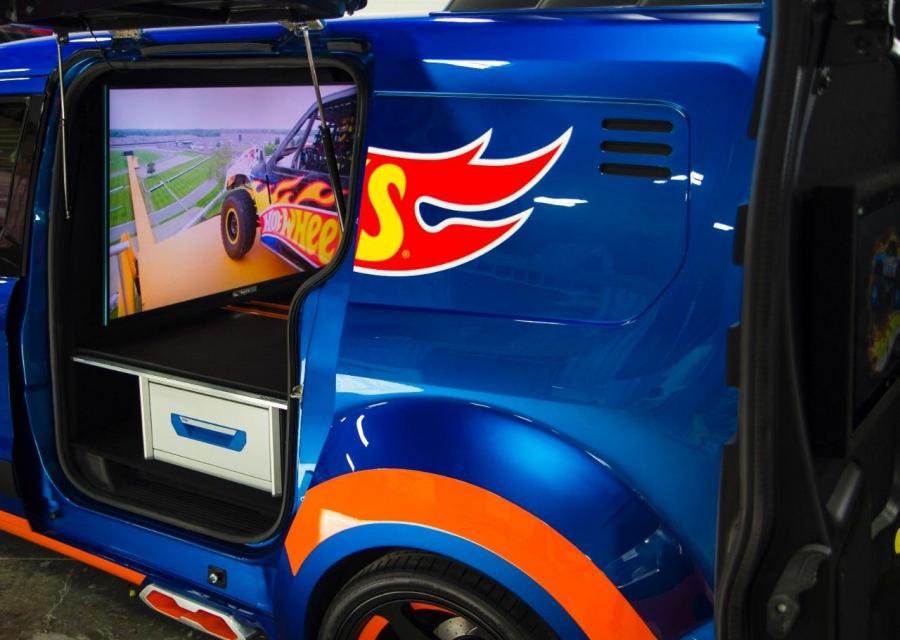  Ford Transit Connect Hot Wheels 2013 года  (фото 4 из 20)